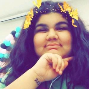 Meet your Posher, Vanessa